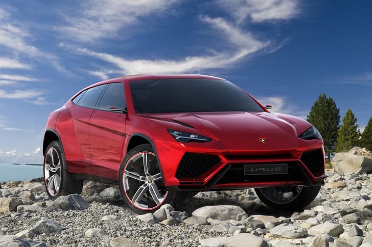 2017 Lamborghini Urus SUV image gallery